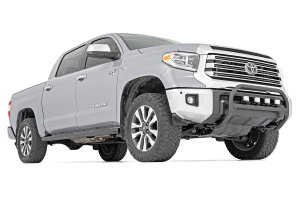 Toyota Tundra Oval Nerf Step - Rough Country - Crew Cab - Black - '07-'21